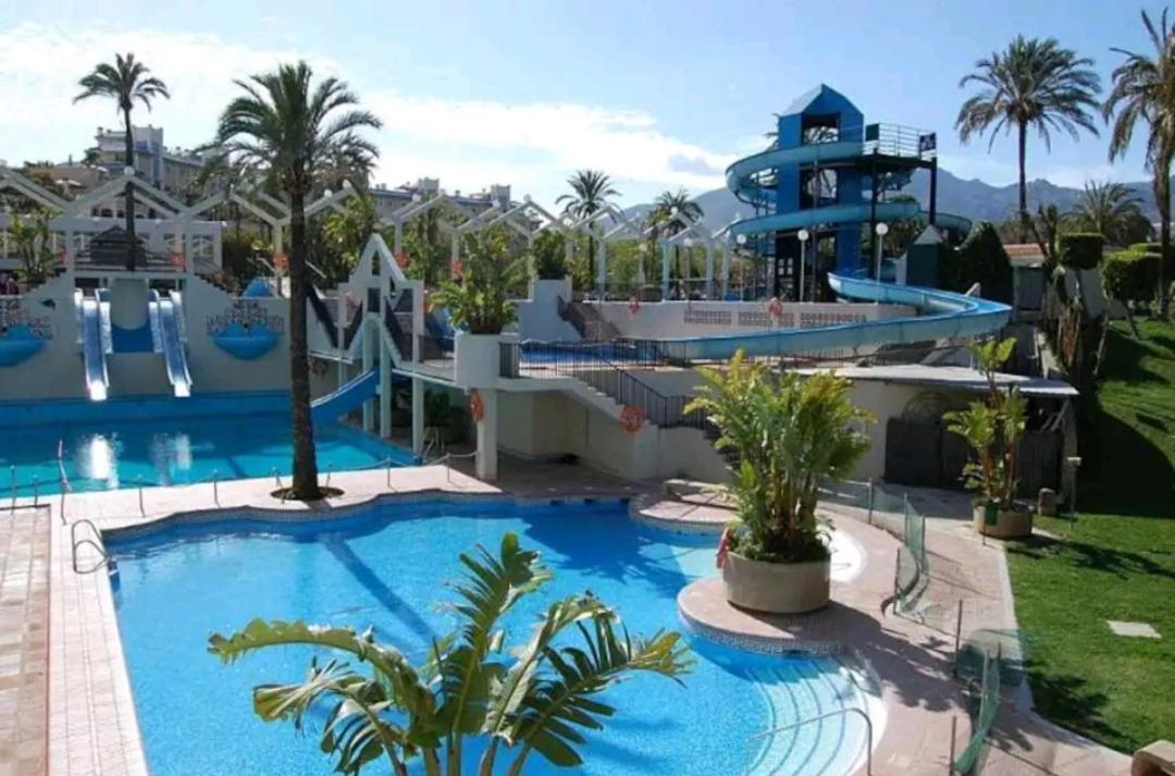 El Estudio De La Playa Benalbeach Holidays Paradise Benalmadena Exterior photo