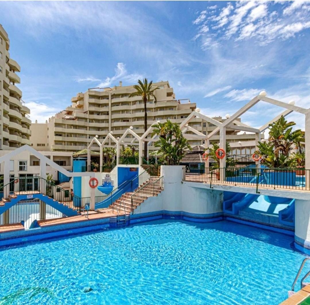 El Estudio De La Playa Benalbeach Holidays Paradise Benalmadena Exterior photo